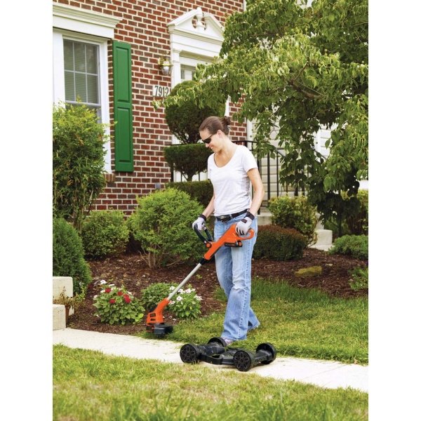 BLACK+DECKER Cordless Lawn Mower, String Trimmer, Edger, 3-in-1 (MTC220) - Image 5